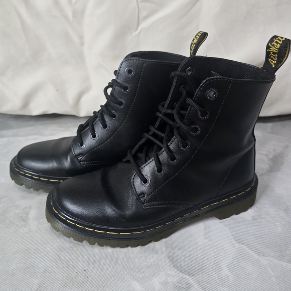 Dr. Martens Luana Combat Boots — Black — Women’s 7 - Picture 3 of 6